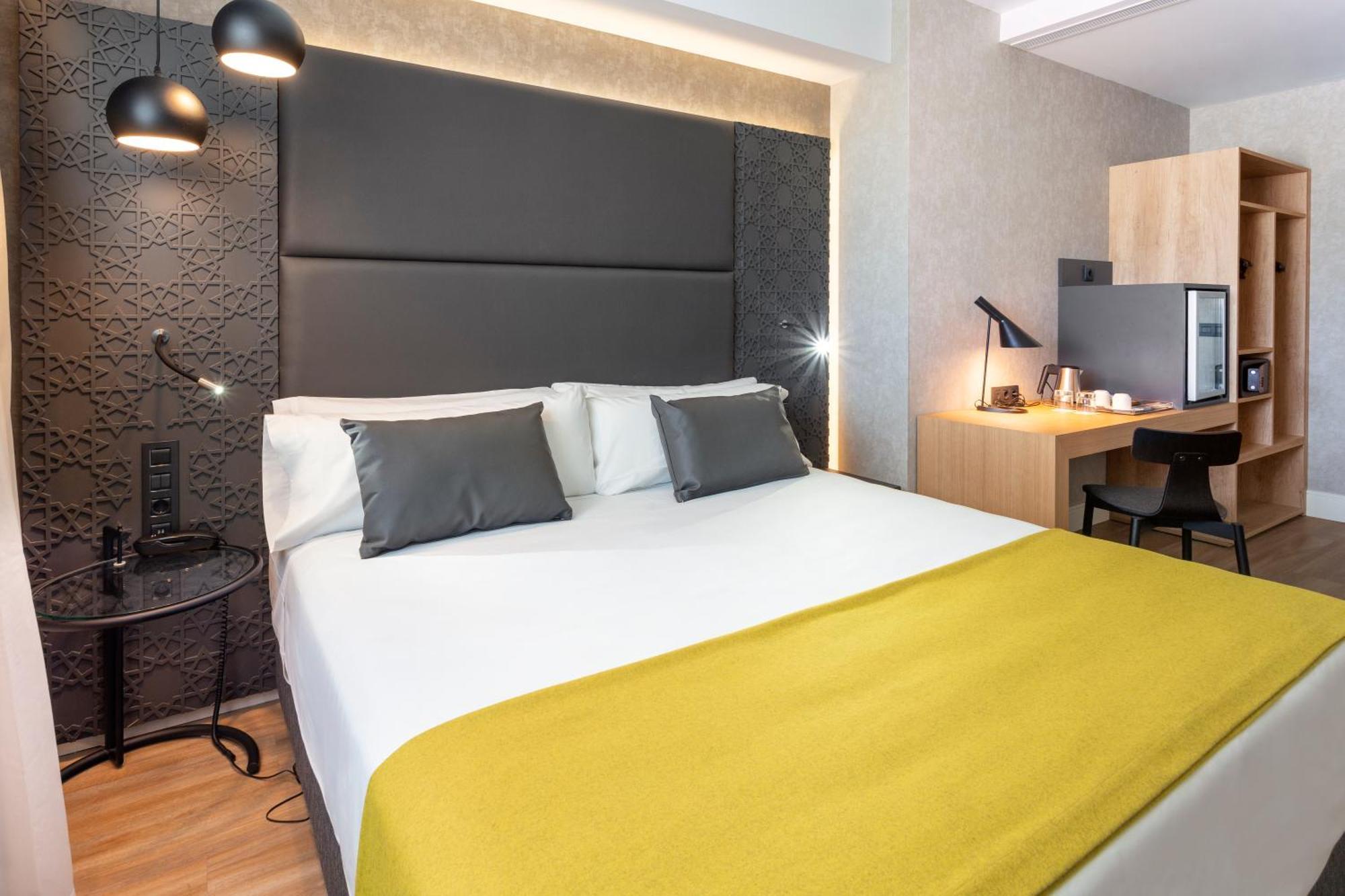 Catalonia Giralda Hotel Sevilla Kültér fotó